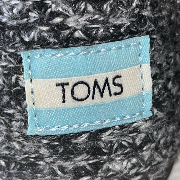 TOMS Belmont Black Gray Sweater Knit & Fur Interior Cozy Soft Slip Ons - Picture 10 of 14